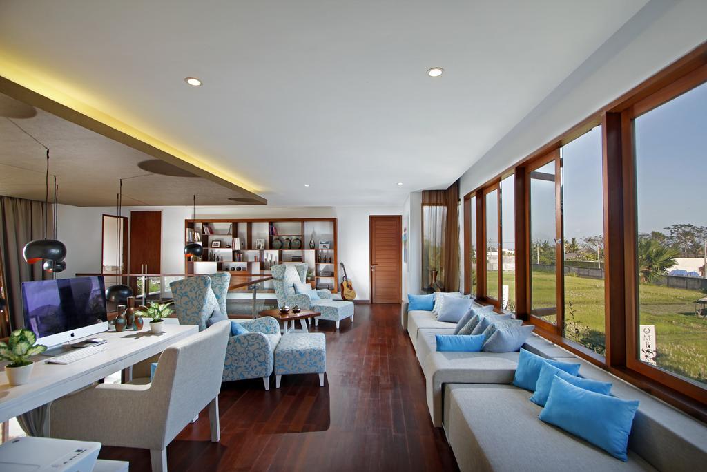 Ombak Villa Cemagi タナロット 部屋 写真