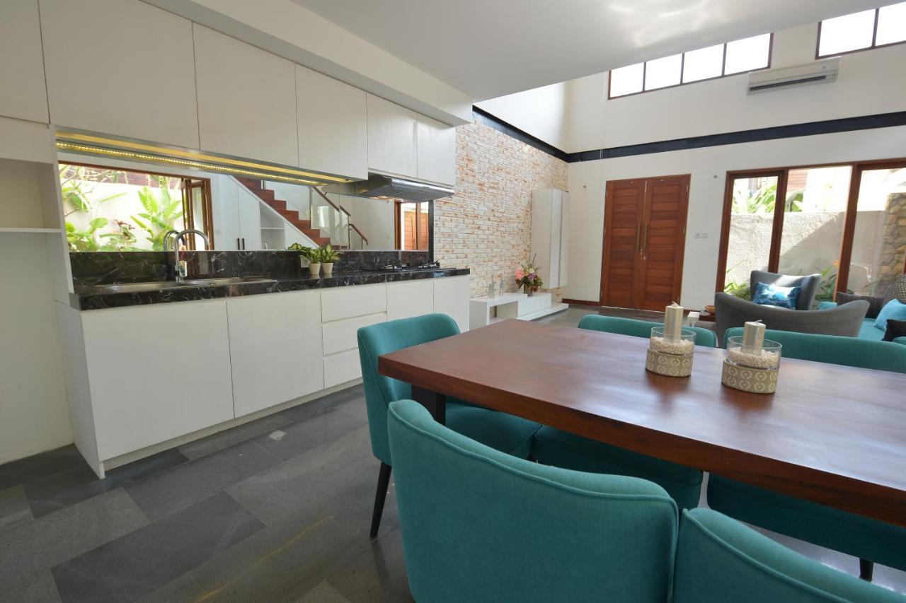 Ombak Villa Cemagi タナロット エクステリア 写真